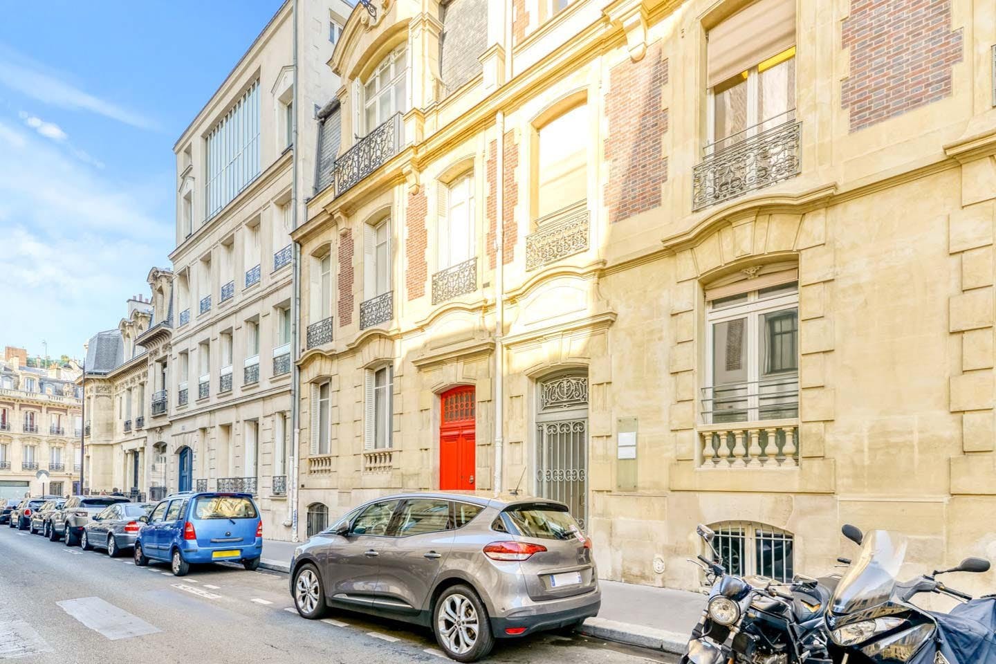 345 sqm Event and Showroom Space near Parc Monceau, Paris