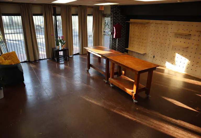 Blank slate studio in the Historic District - Image 3