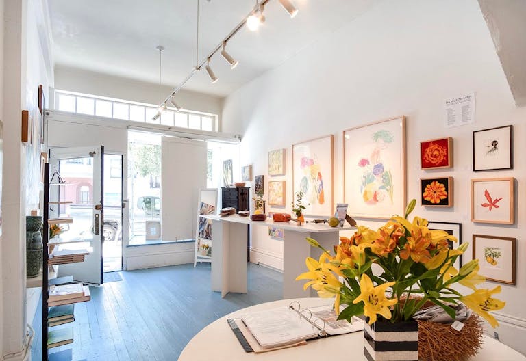 Modern Pop-Up Gallery in Nob Hill - Image 3