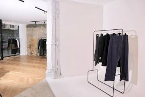 Charmant Showroom et Studio au coeur de Paris - Image 7