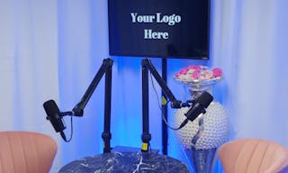 Podcast studio near the harbors - Image 1