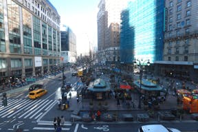 Versatile party/gathering event venue in Midtown - Image 4