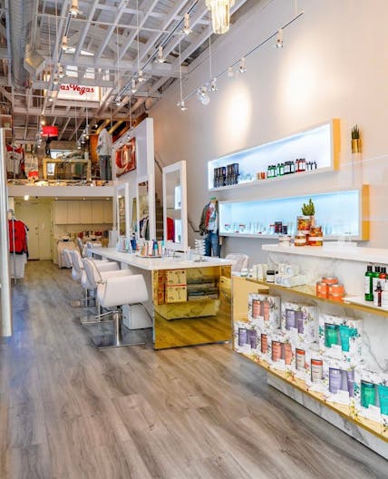 Hair Salon Chair Rental, Fully Equipped, Daily or Monthly - Image 0