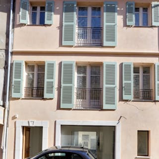 St Tropez luxury townhouse - Image 0