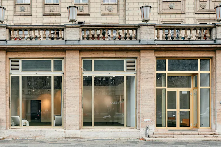 Central & Spacious Gallery Space | Showroom | Pop Up Location - Image 2