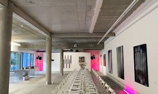 Puristic Art Gallery with beautiful Garden - Image 7