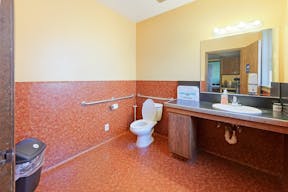 Industrial multi- use space in sacramento - Image 8