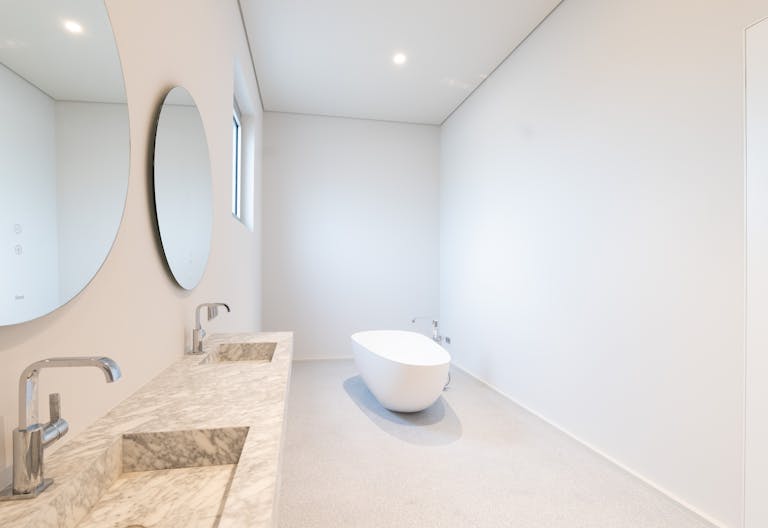 Soiree Rooftop with Skyline View - Image 1