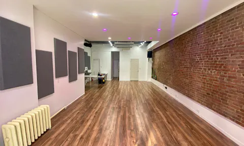 Versatile Event Space in the Heart of Astoria - Image 0