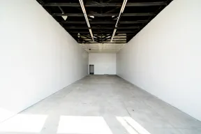 Stunning Retail Space on Iconic Sunset Boulevard - Image 2
