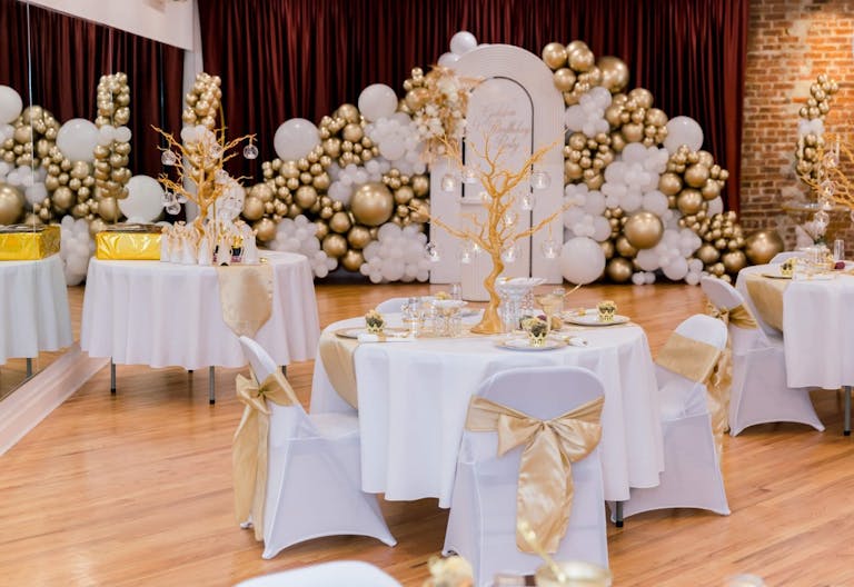 Modern Bright Studio for Events, Photoshoots and Meetings - Image 4