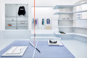 Exclusive Retail Space Next Door to SUPREME  – Berlin Mitte - Image 4