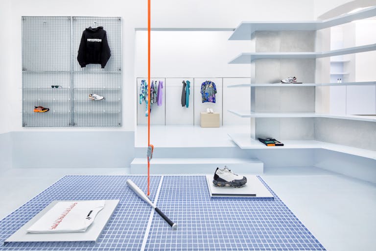 Exclusive Retail Space Next Door to SUPREME – Berlin Mitte - Image 4