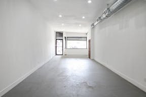 Bushwick White Box Showroom - Image 0