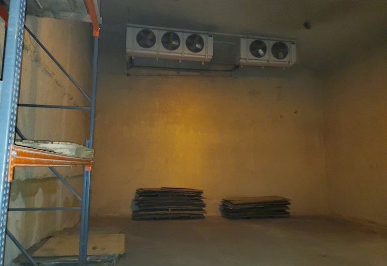 4000 SF of Storage or Cold Storage (Freezing) - Image 3