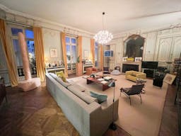 Artist?s Sanctuary: Luxury Venue for Iconic Events - Image 6