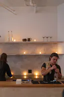 Open plan storefront, with kitchenette + spa like wetroom. A unique NY showroom. - Image 10