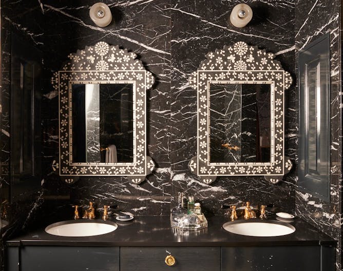 Creatively Colorful Tribeca Apartment with Stunning Art - Image 4