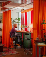 *New* Vibrant Silverlake Flex Space for Meetings, Workshops & Small Pop-Ups - Image 1