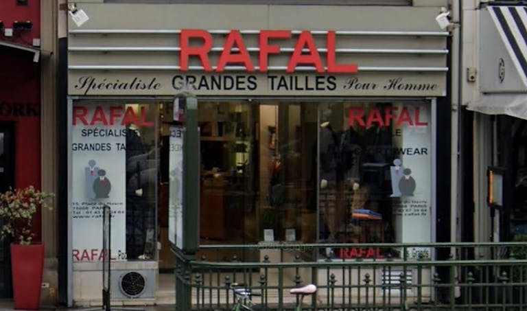 Boutique Shop Prime Location Place du Havre - Image 0