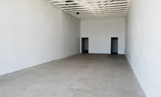 Stunning Retail Space on Iconic Sunset Boulevard - Image 5