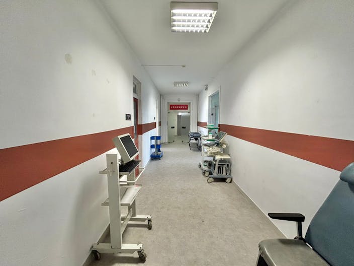 D�cor/Lieu de tournage: H�pital - Image 1