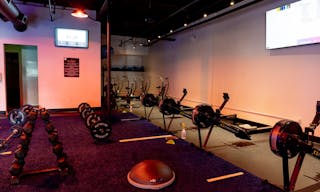 Private Gym in Woodland Hills - Image 13