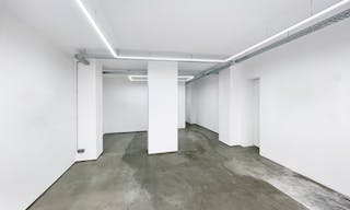 Galerie d'art au coeur du quartier du R�publique (Paris) - Image 2