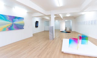 Galerie d'art lumineuse située en bordure du Marais face à Merci - Image 1