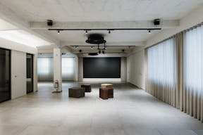 First floor multifunctional showroom and event space in the heart of Porta Venezia, Milan - Image 15