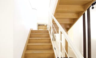 Shop in Paris - Image 4