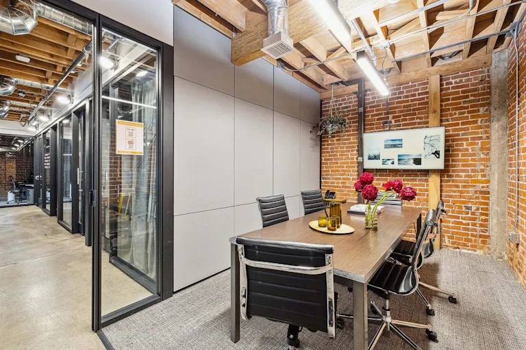 Webster Meeting Room – seat up to 8ppl - Image 2