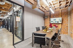 Webster Meeting Room ? seat up to 8ppl - Image 2