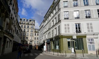 Boutique Canal Saint Martin - Image 6