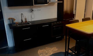 Showroom ''Espace polyvalent'' Paris 10eme arrondissement - Image 9