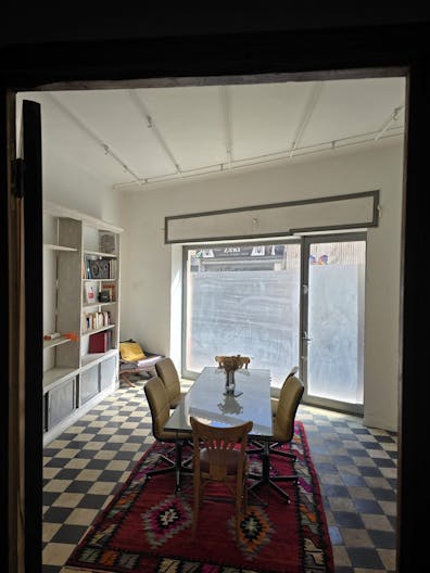 Boutique / espace polyvalent � belle de mai (atelier, expo, court) - Image 1