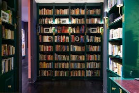 Creatively Colorful Tribeca Apartment with Stunning Art - Image 27