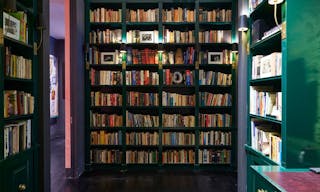 Creatively Colorful Tribeca Apartment with Stunning Art - Image 27