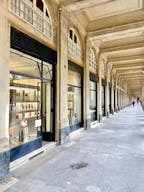 Boutique pop-up store - Jardin du Palais Royal Paris centre Louvre - Image 2