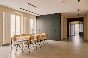 SHOP - GALLERY - POP UP - OFFICE SPACE - Image 3