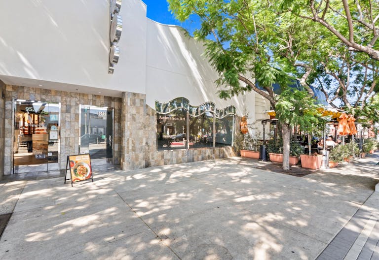 White Box Boutique in Downtown Culver City - Image 4