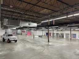 All Inclusive Multimedia Warehouse - perfect for events, photo shoots, music videos, and other creative film projects - Image 11
