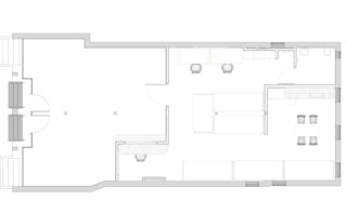 Elegant SoHo Storefront with All Glass Front - Image 12