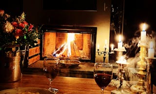 St.Moritz: Perfect Pop-up Space with in-house Bar & kitchen - Image 5