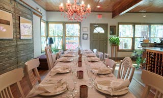 Swoop House in East Austin - Image 9