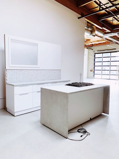 Clean and fresh Studios in Frogtown Los Angeles - Image 3