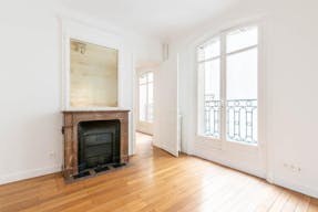 Showroom Rue de Rivoli Paris - Image 4