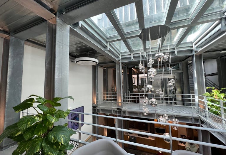 Creative Space - Ideal Offices / Corporate Event / Filming - Image 3