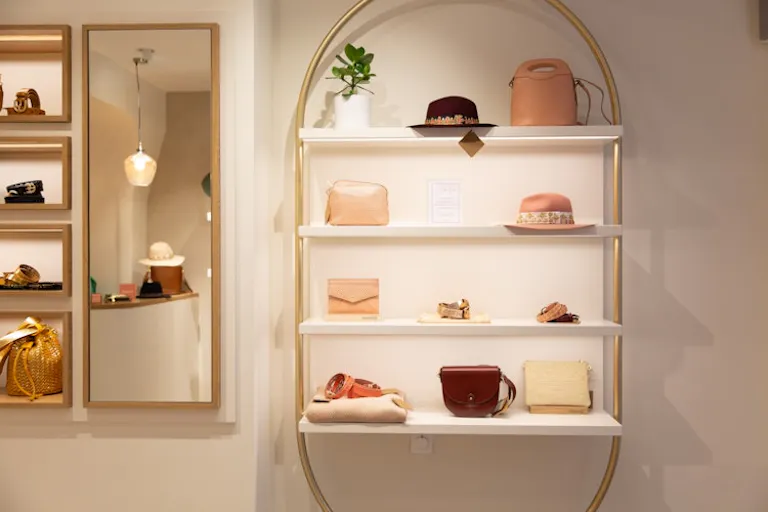 Pop Up Boutique at Rue Commines - Image 2