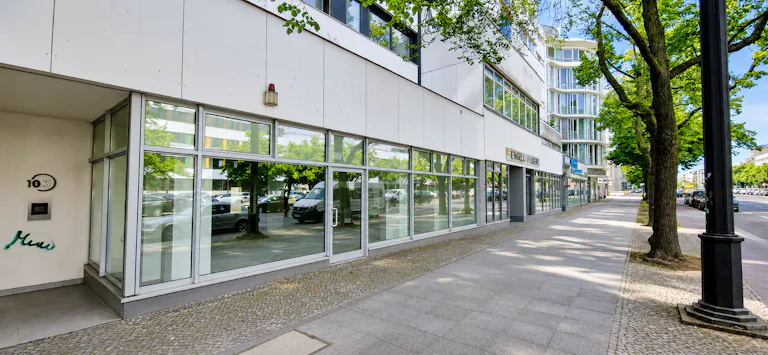 Prime 230 sqm Retail Space on Bismarckstraße, Berlin - Image 0